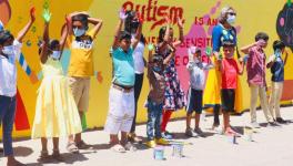 Children doing wall art to create awareness about our energy based solution in autism ( Photo - Dr Rajlakshmi Kandawamy, 101Reporters ) .
