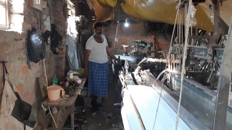 COVID-19 outbreak and lockdown has deepened the crisis of handloom industry of Zaidpur, Uttar Pradesh.