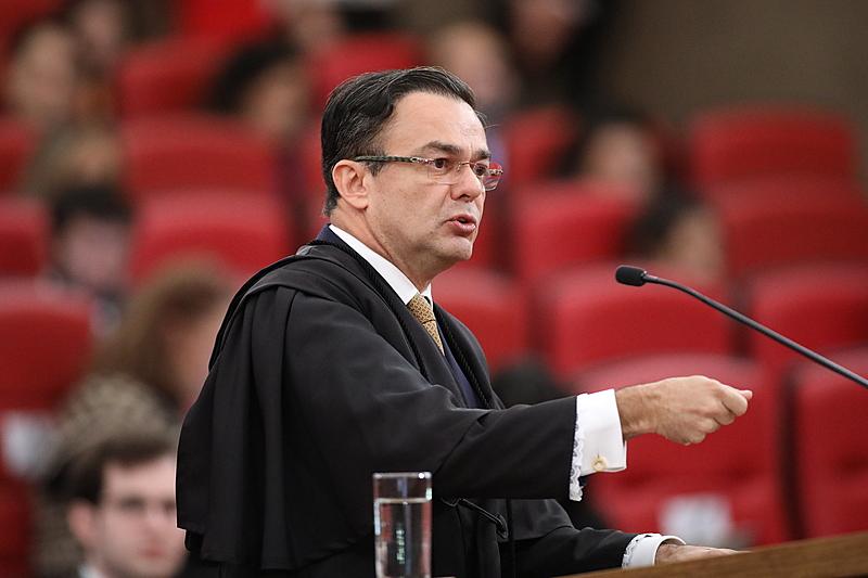 Walber de Moura Agra / Alejandro Zambrana