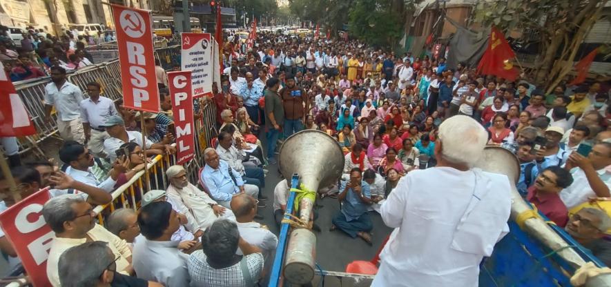 Left Front chairman Biman Basu addressing the gathering in front of the CEO office on March 4 and 5