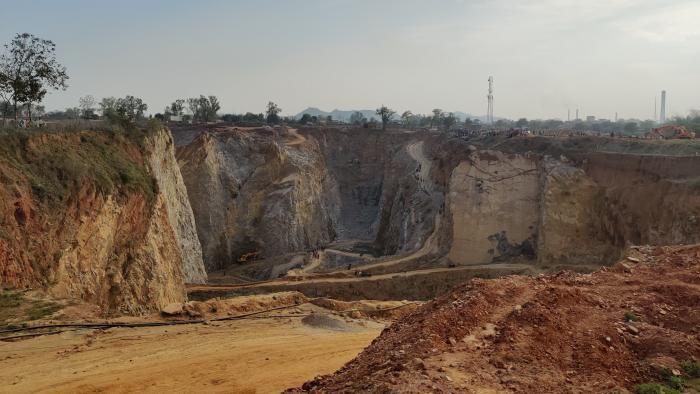 The%20Billi%20Markundi%20mine%20where%20the%20incident%20happened.%20PC%20Saurabh%20Sharma-min.jpg